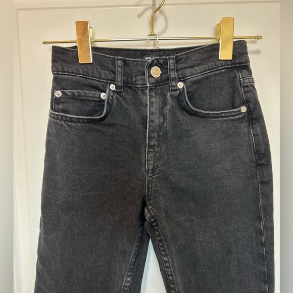 ASOS DESIGN Black Denim Straight Leg Cropped Petite Jeans Size 23 - Picture 14 of 16